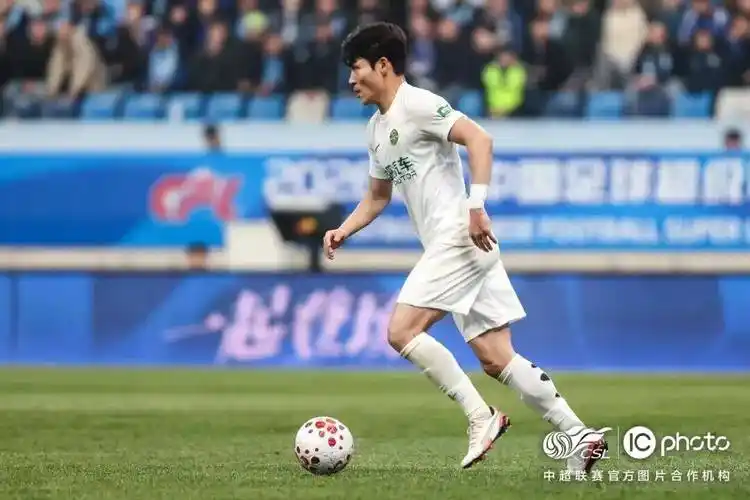 CBA联赛：浙江稠州金租 VS 深圳马可波罗